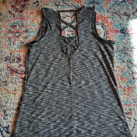 Sports Gym Tank Top - Picture 2 of 3